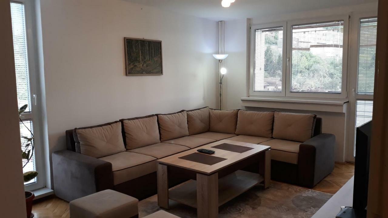 Apartment Ambrela 2 ซาราเยโว ภายนอก รูปภาพ