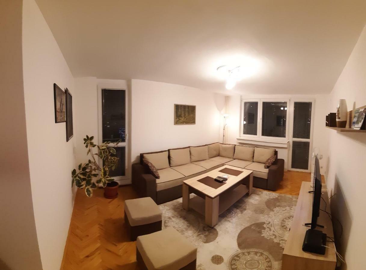 Apartment Ambrela 2 ซาราเยโว ภายนอก รูปภาพ