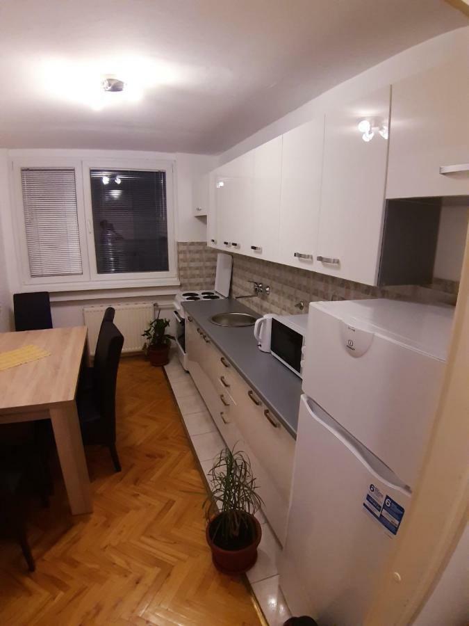 Apartment Ambrela 2 ซาราเยโว ภายนอก รูปภาพ