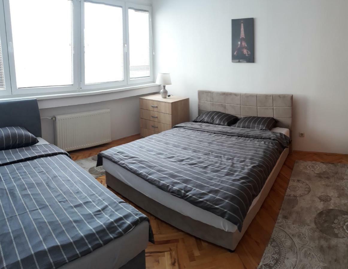 Apartment Ambrela 2 ซาราเยโว ภายนอก รูปภาพ